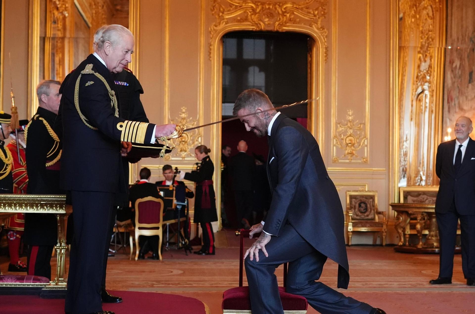 David Beckham fue nombrado Caballero por el Rey Carlos III 