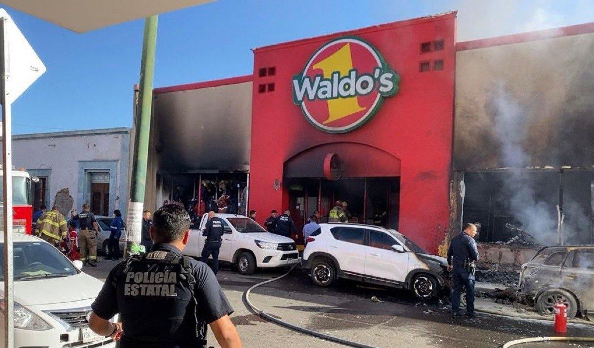 Se investigan causas de la explosión en el Waldos de Hermosillo
