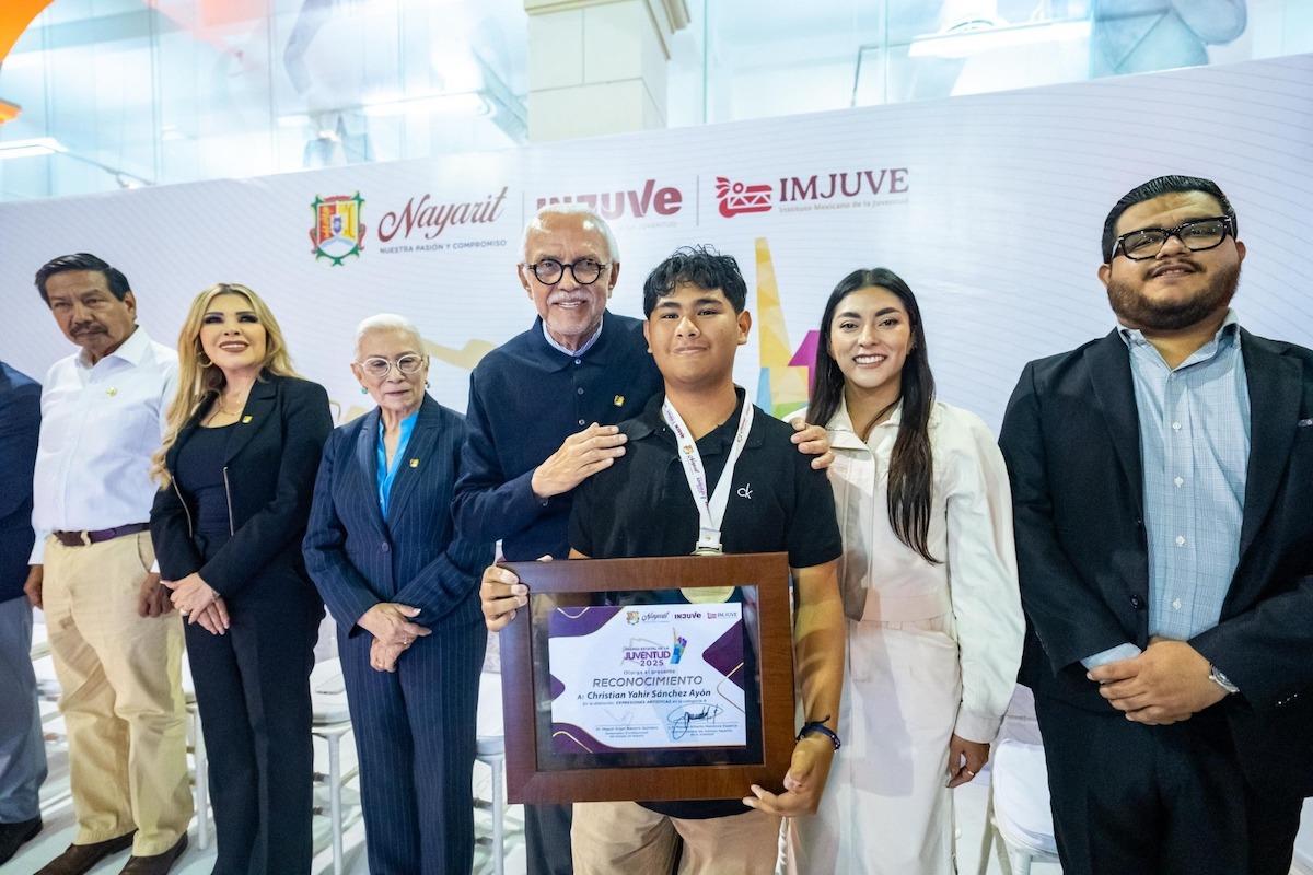 Reconocen talento y liderazgo de la juventud con Premio Estatal 2025 en Nayarit