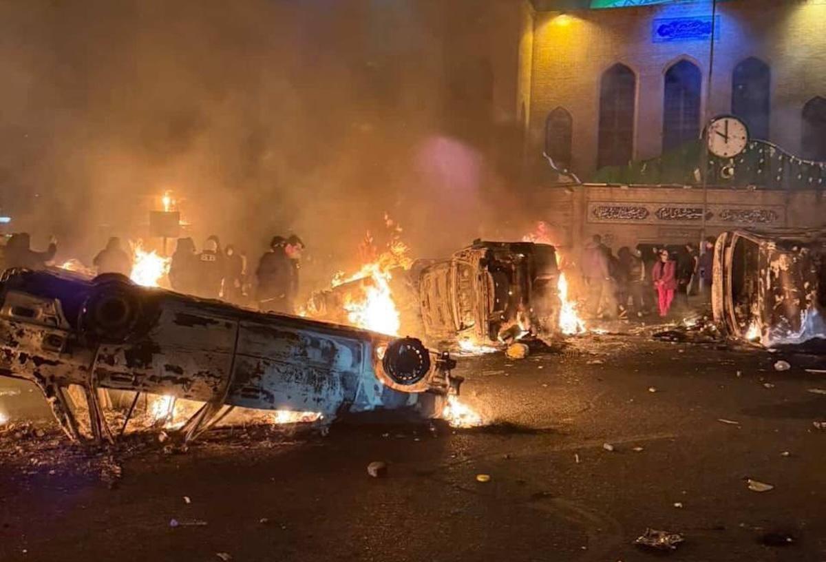 Derechos humanos reportan al menos 500 muertos por protestas en Irán