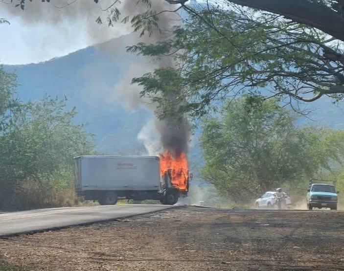 Prefieren bajar la cortina los negocios en Colima ante ola de violencia