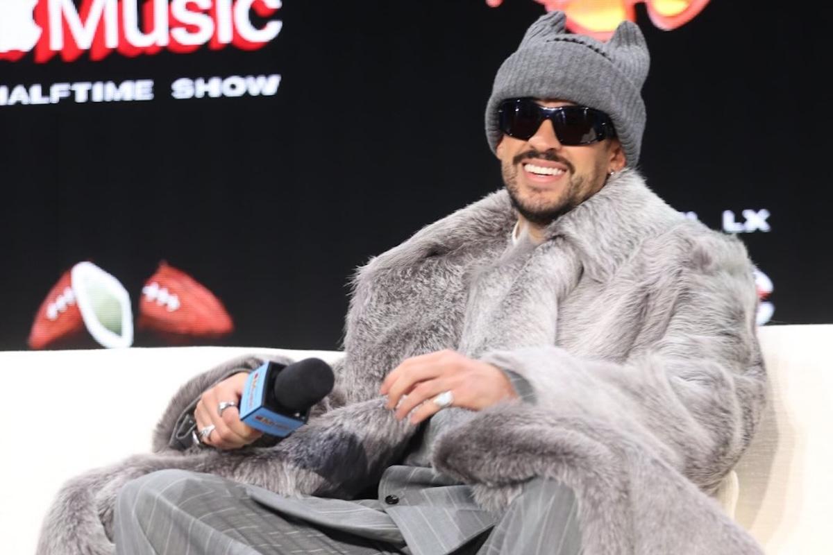 Bad Bunny promete una “gran fiesta” en español para el medio tiempo del Super Bowl