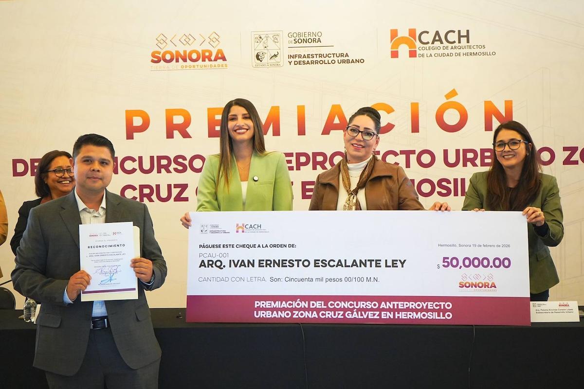 Alfonso Durazo premia a ganadores del concurso “Anteproyecto Urbano Zona Cruz Gálvez”