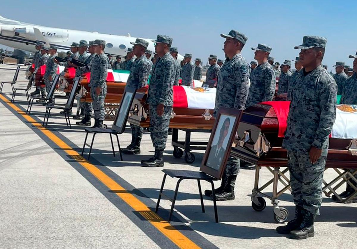 La Defensa rinde honores fúnebres a militares caídos en operativo contra “El Mencho” en Jalisco