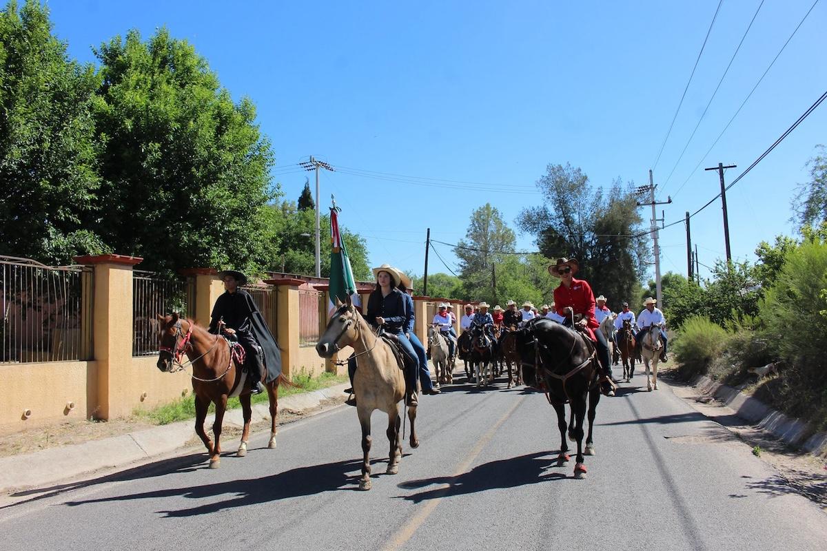 Magdalena se prepara para cabalgata por el 315 aniversario luctuoso del Padre Kino