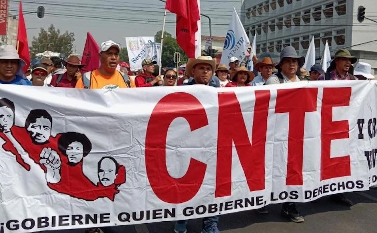 CNTE inicia paro nacional de 72 horas y se instala en el Zócalo capitalino