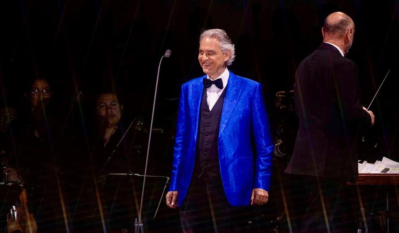 Más 130 mil personas se reunieron para escuchar a Andrea Bocelli en el Zócalo