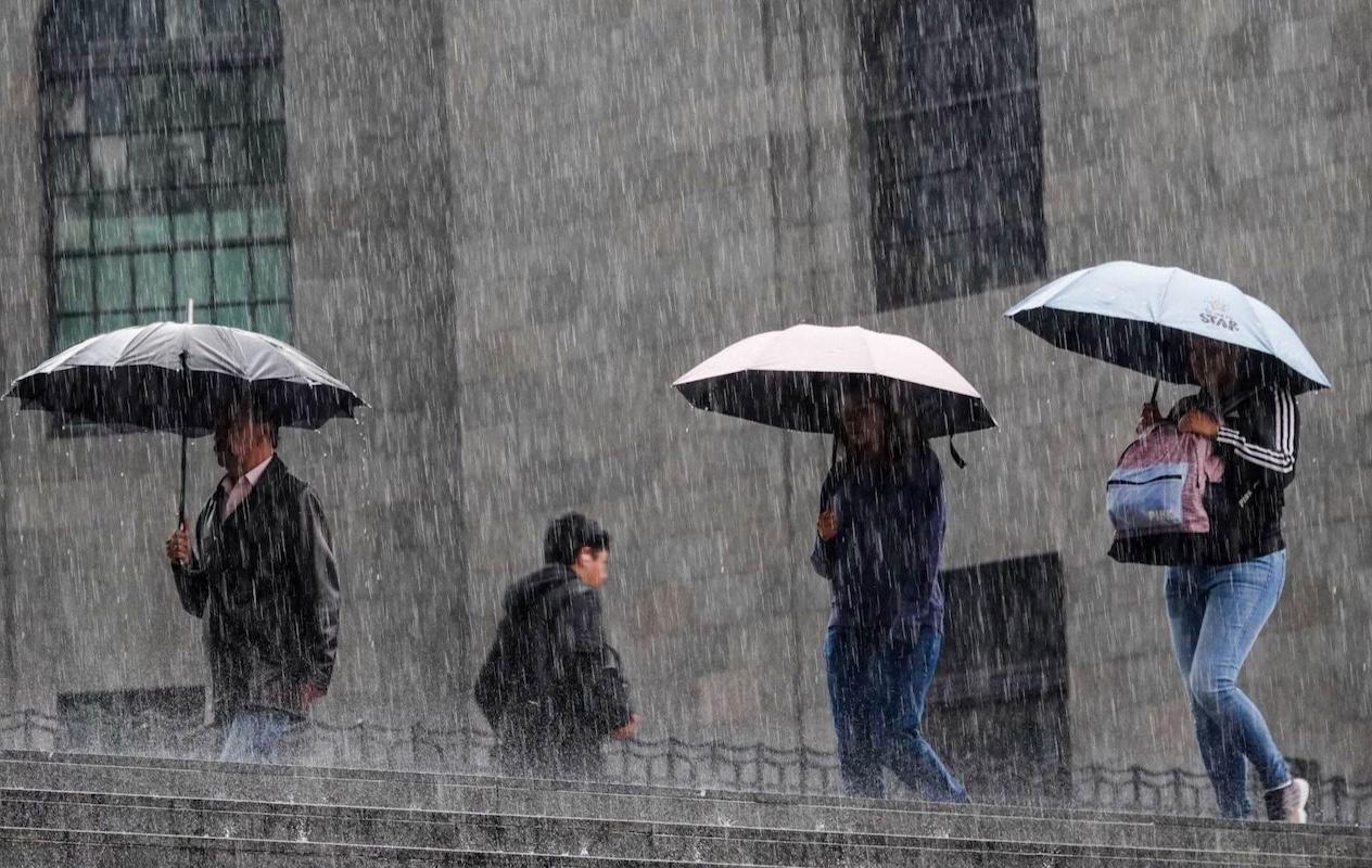 Pronostican hasta cinco días de lluvias por dos frentes fríos en México