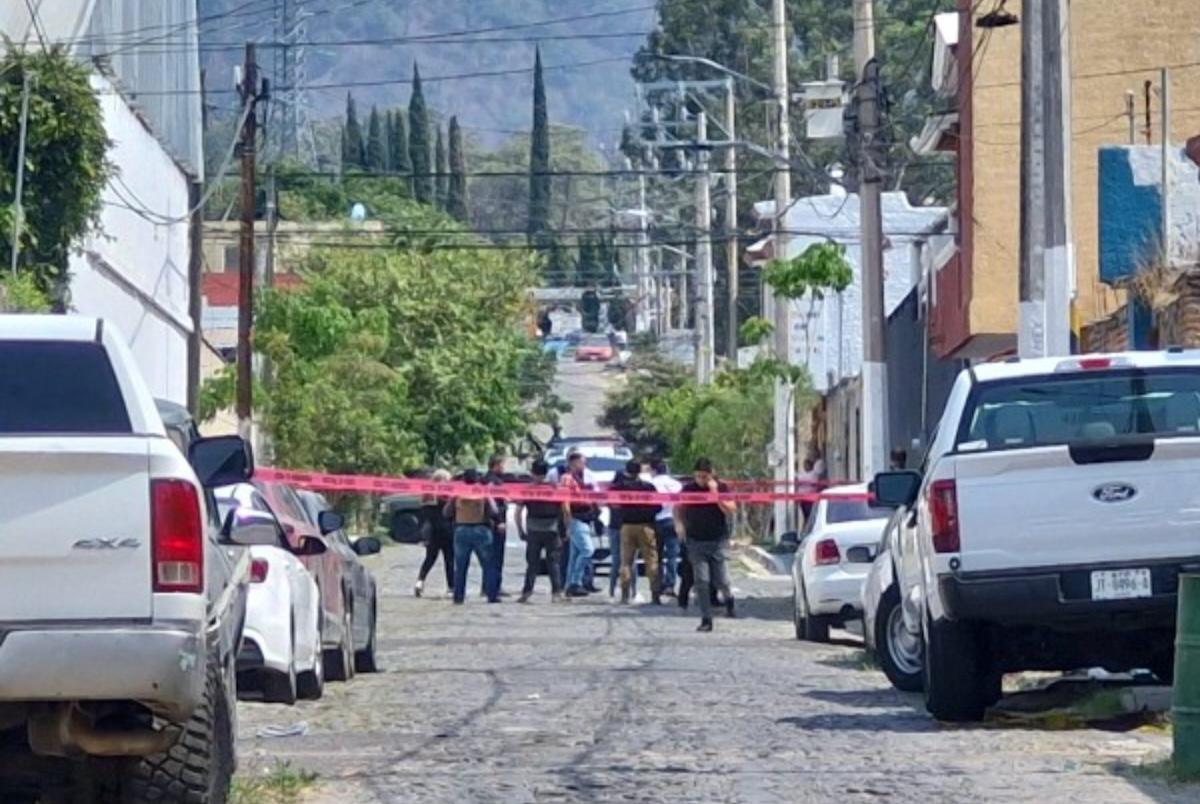 Atacan a balazos a agentes investigadores mientras realizaban diligencia en Zapopan