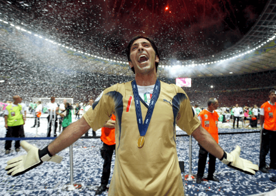 Gianluigi Buffon confirma su retiro del fútbol