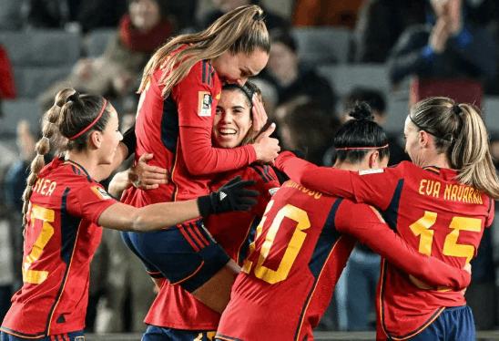 España e Inglaterra a la final de Mundial Femenil