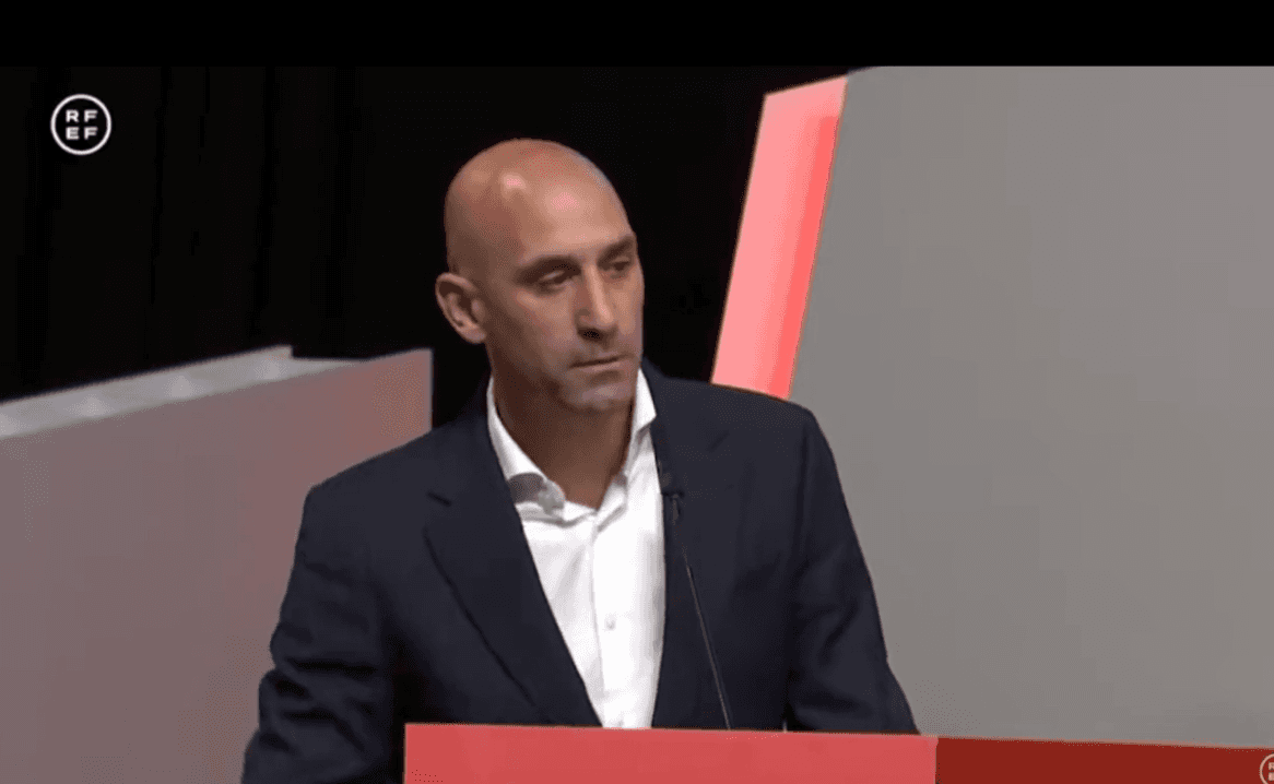 Luis Rubiales se queda el frente de la Real Federación Española de Fútbol