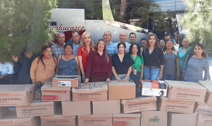 Padres de familia de Chihuahua viajan a la CDMX para hablar sobre los libros de texto