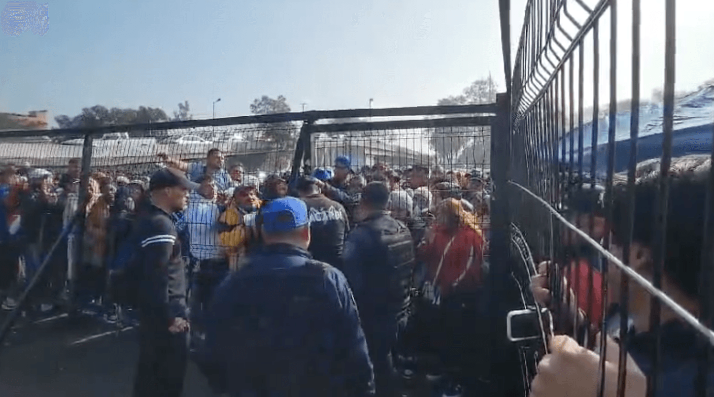 Portazo en las taquillas del Estadio Azteca por venta de boletos para la final de la Liga MX