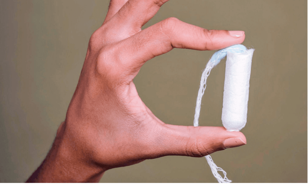 Localizan metales pesados en marcas de tampones