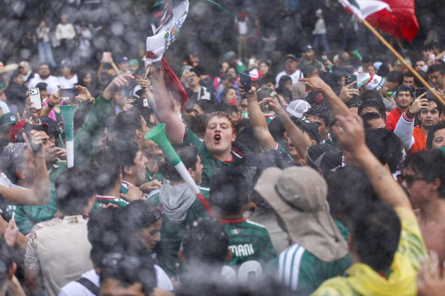 Convocan a despedida de la Selección Mexicana en el Ángel de la Independencia
