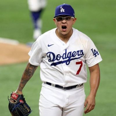 Los Dodgers  retiraron pertenencias de Julio Urías del vestidor del equipo 