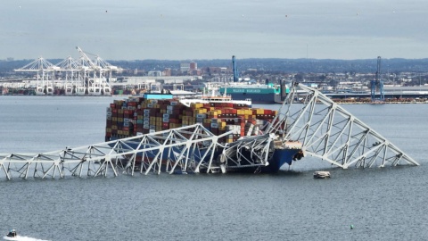 Buque de carga derribó un puente de Baltimore