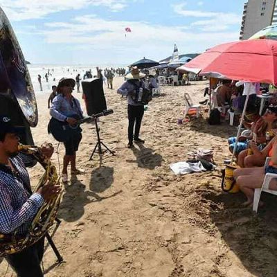 La música de banda ha sido regulada en las playas de Mazatlán